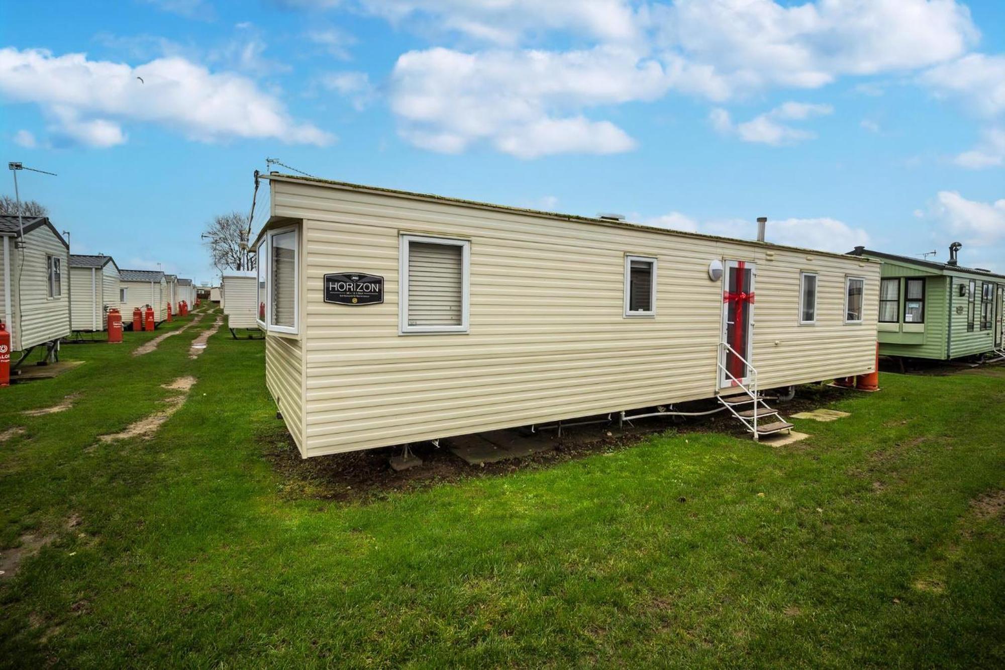 8 Berth Caravan In A Great Location In Norfolk Ref 50053D Great Yarmouth Exterior photo